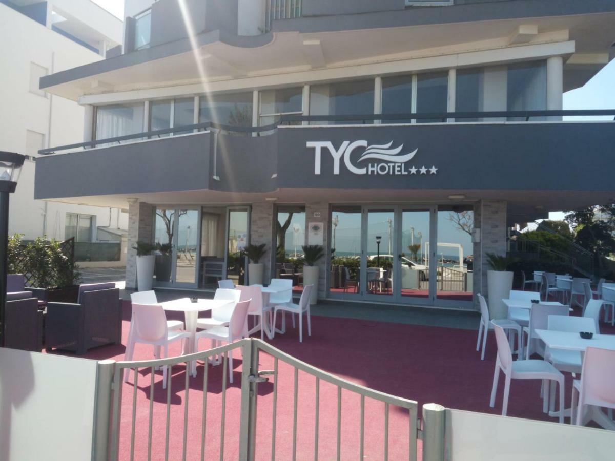 Tyc Hotel Viserbella di Rimini Esterno foto